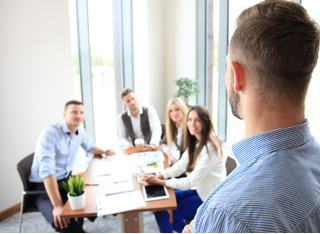 How To Pitch To Investors