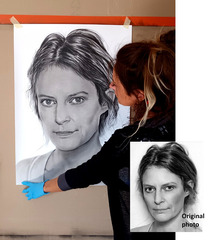 I draw portraits of people. - 4