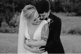 Get Memorable Documentary Style Photos of Your Big Day Through Austin Photographer
