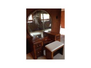 Fairly used luxury glass furniture - 2
