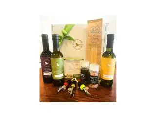 California Olive Oil Gift Set for Sale in San Francisco