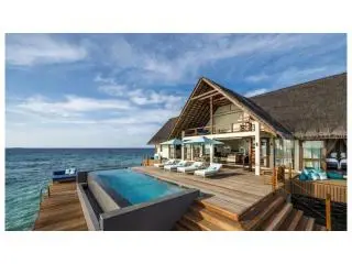 luxury hotels in the maldives